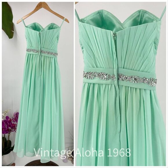 Evening Gown Dress Pre Loved Soft Green - Picture 4 of 5